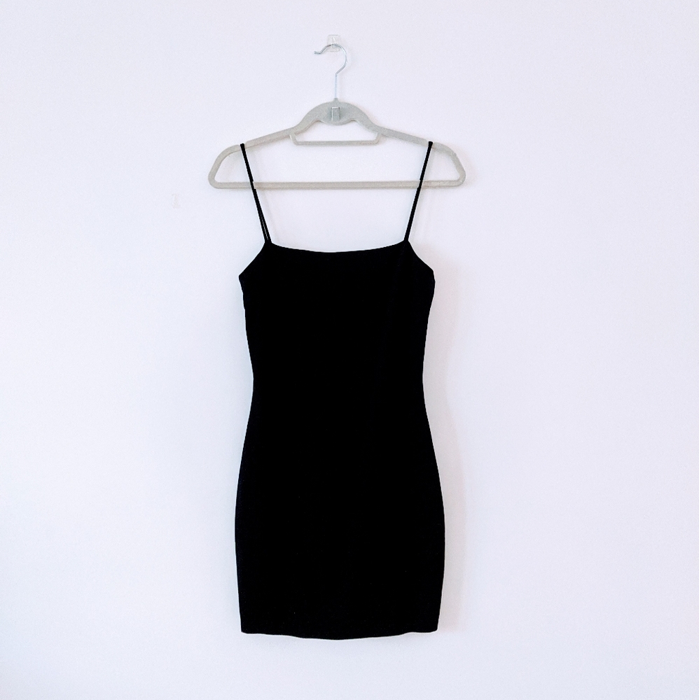 DONATED 💥 Lulu's Little Black Dress